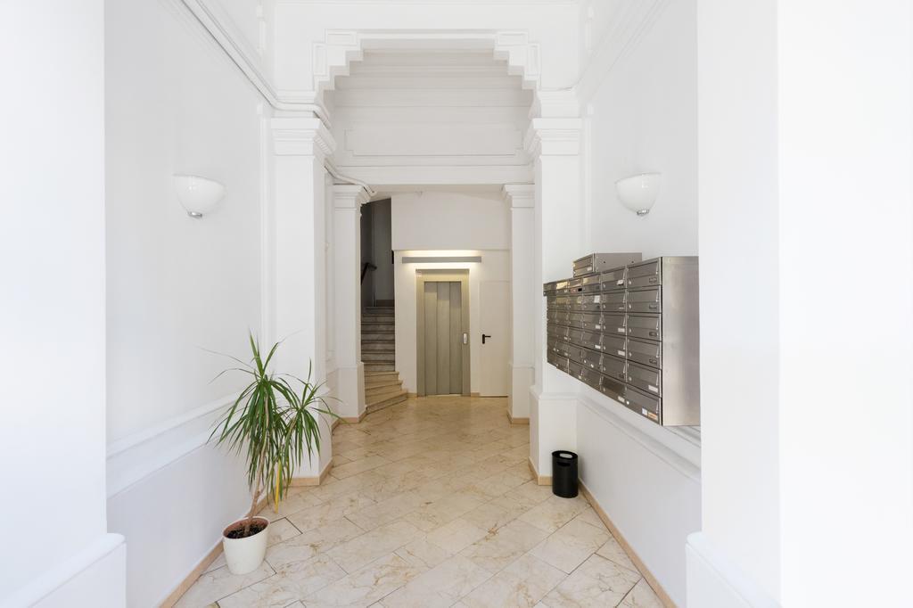 Apartamento Rambla Catalunya Barcelona Bagian luar foto